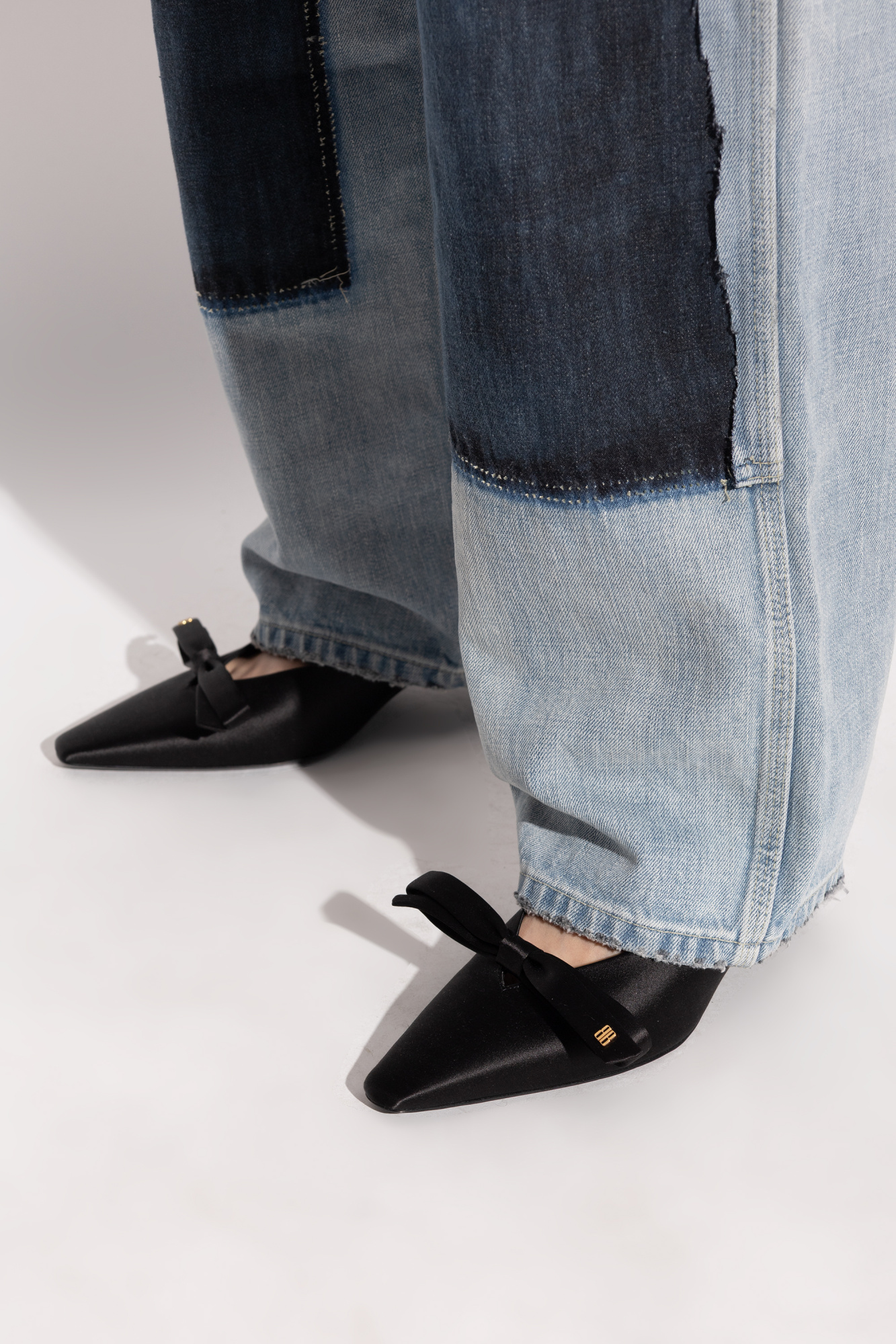 サンダル・ミュール BALENCIAGA Balenciaga Nano Bow Mules (834617 W0WMV 1082) Black Satin heeled mules Balenciaga - Vitkac AS
